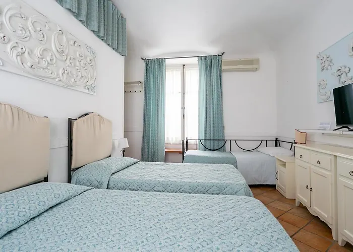 Scipioni بيت ضيافة